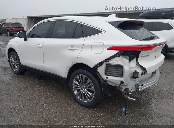 JTEAAAAH4MJ057972 2021 TOYOTA LIMITED White 