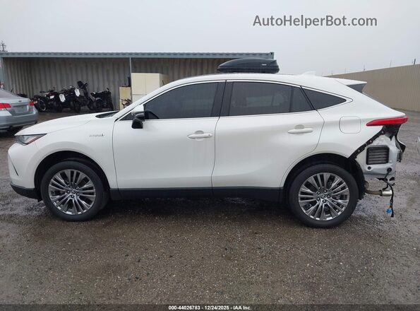 JTEAAAAH4MJ057972 2021 TOYOTA LIMITED White 