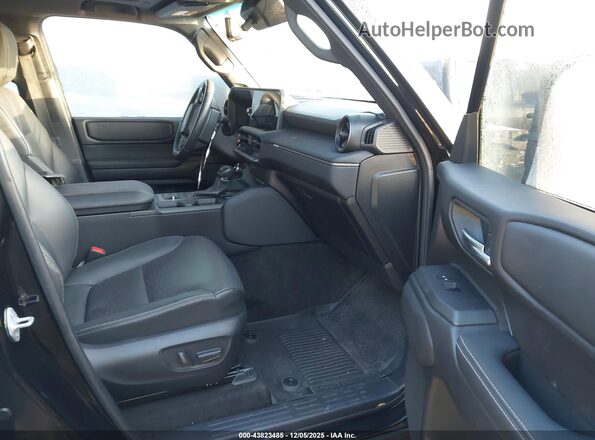 JTEABFAJ4R5000202 2024 TOYOTA LAND CRUISER Black Вид салону спереду