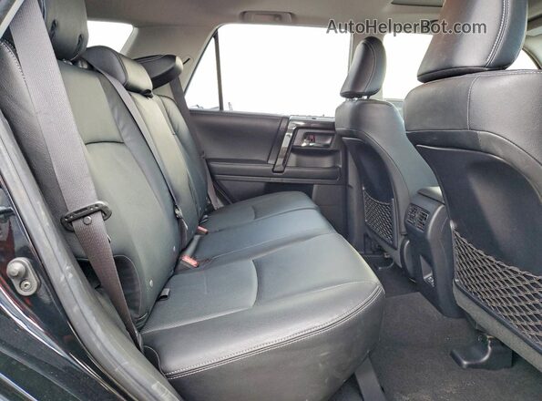 JTEBU5JR5L5762024 2020 TOYOTA 4RUNNER Black უკანა სალონის ხედი
