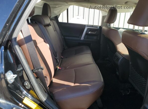 JTEBU5JR8L5777701 2020 TOYOTA 4RUNNER Black Вид задньої частини салону