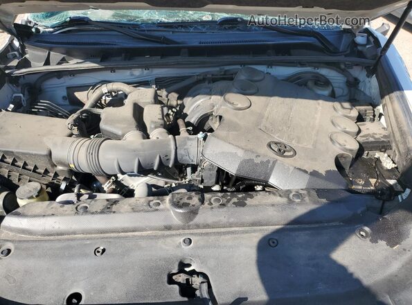 JTEDU5JR3N5260396 2022 TOYOTA 4RUNNER White Rear interior view