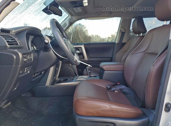 JTEDU5JR6P5294447 2023 TOYOTA LIMITED White Front interior view