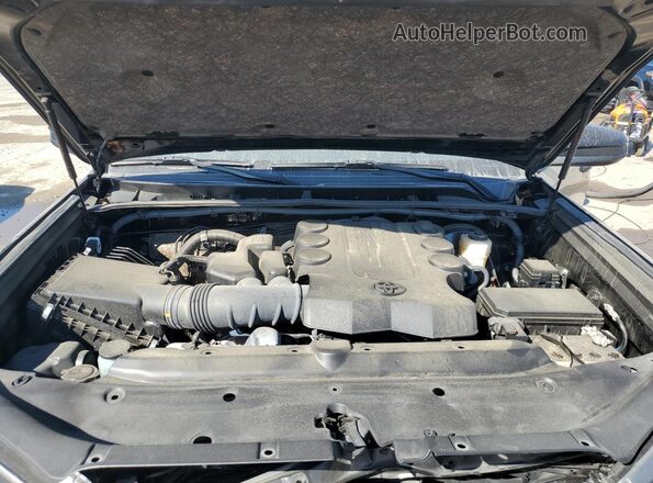 JTEEU5JR0R5308155 2024 TOYOTA 4RUNNER Black 