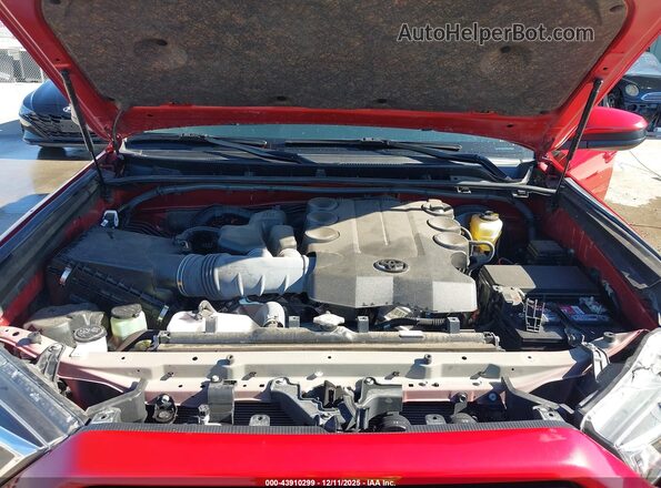 JTEEU5JR2N5264492 2022 TOYOTA 4RUNNER Red უკანა ხედი