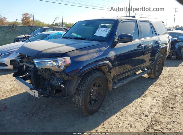 JTEEU5JR2R5312840 2024 TOYOTA 4RUNNER Blue წინა მარცხენა ხედი სამი მეოთხედიდან