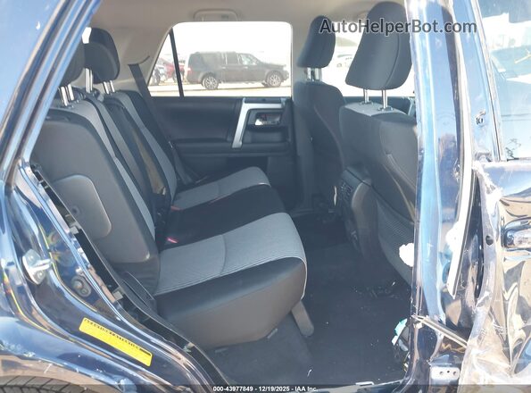 JTEEU5JR2R5312840 2024 TOYOTA 4RUNNER Blue VIN კოდის სტიკერის ხედი