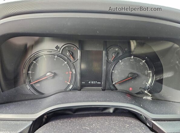 JTEEU5JR4R5306229 2024 TOYOTA 4RUNNER Silver Vista del cuadro de instrumentos