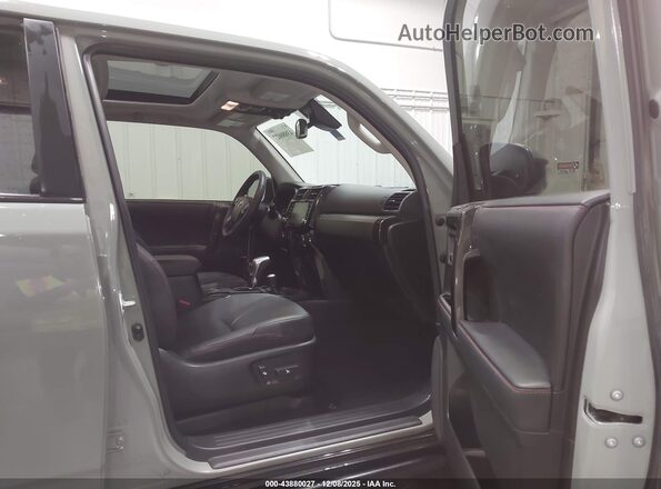 JTELU5JR6M5840087 2021 TOYOTA 4RUNNER Gray Սալոնի դիմացի տեսք