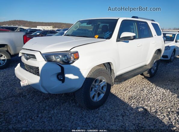 JTEMU5JR2R6287508 2024 TOYOTA 4RUNNER White Przód lewy
