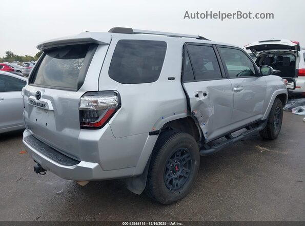 JTEMU5JR3N6047295 2022 TOYOTA 4RUNNER Gray უკანა მარჯვენა