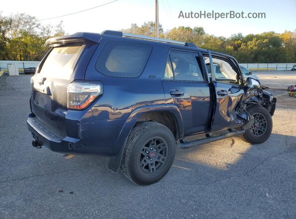 JTEMU5JR9R6233980 2024 TOYOTA 4RUNNER Blue Rear right