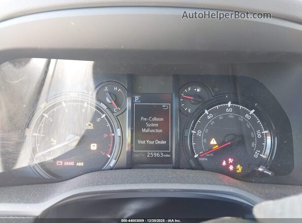 JTENU5JR0R6234097 2024 TOYOTA 4RUNNER White Vista de los asientos traseros