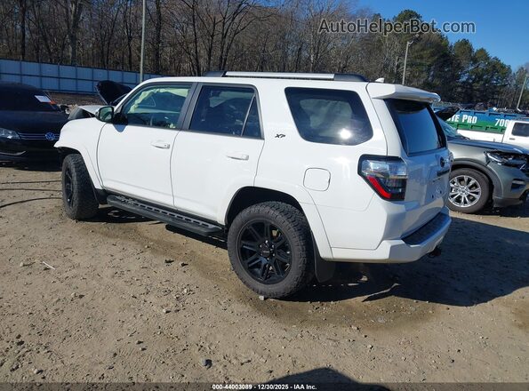JTENU5JR0R6234097 2024 TOYOTA 4RUNNER White Trasero izquierdo