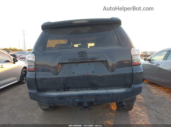 JTENU5JR2R6235364 2024 TOYOTA 4RUNNER Black 
