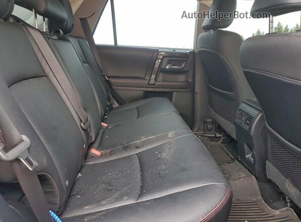 JTERU5JR2N6009854 2022 TOYOTA 4RUNNER Silver Vista interior trasera