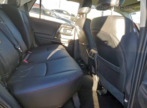 JTERU5JR3M5946958 2021 TOYOTA 4RUNNER Gray Вид задньої частини салону