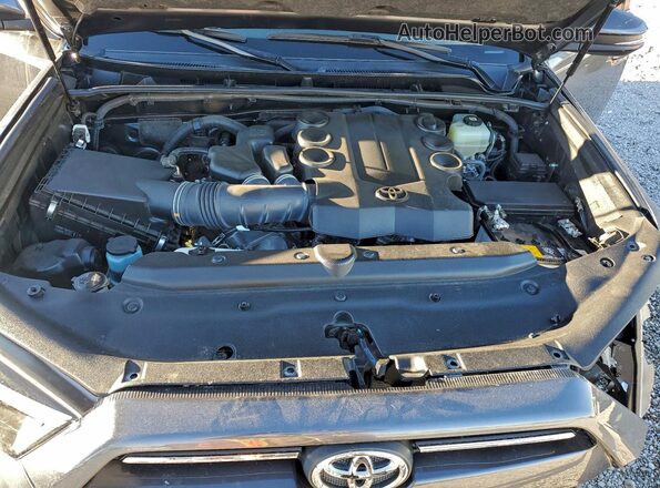 JTERU5JR3M5946958 2021 TOYOTA 4RUNNER Gray Вид підкапотного простору