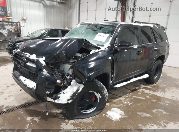JTERU5JR5N5998853 2022 TOYOTA 4RUNNER Черный Передняя левая четверть
