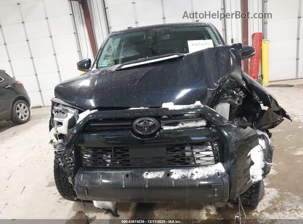 JTERU5JR5N5998853 2022 TOYOTA 4RUNNER Черный Вид спереди