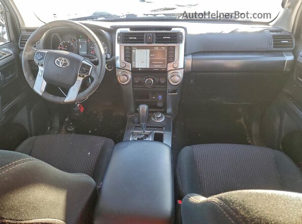 JTETU5JR6N6029191 2022 TOYOTA 4RUNNER Черный Вид панели приборов