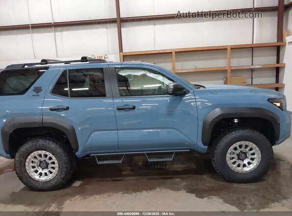 JTEVA5BR8S5073565 2025 TOYOTA 4RUNNER Blue უკანა სალონის ხედი