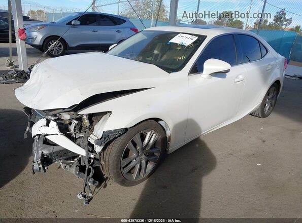 JTHBA1D22K5088772 2019 LEXUS IS 300 White წინა მარცხენა ხედი სამი მეოთხედიდან