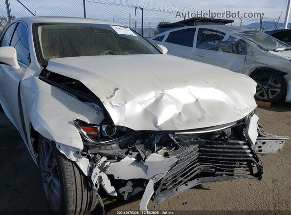 JTHBA1D22K5088772 2019 LEXUS IS 300 White წინა ხედი