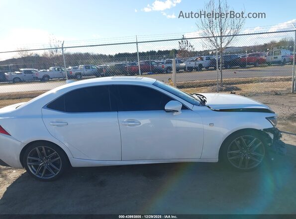 JTHBA1D23J5074880 2018 LEXUS IS 300 Белый Вид задней части салона