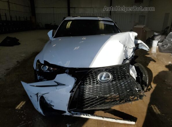 JTHBA1D23J5081991 2018 LEXUS IS Белый 