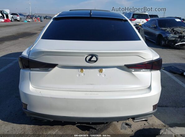 JTHBA1D26H5055976 2017 LEXUS IS 200T White 