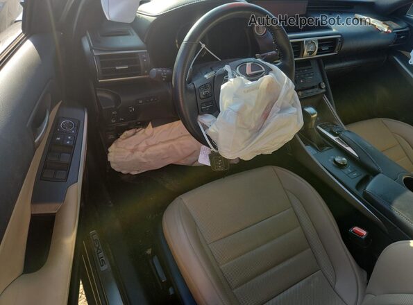 JTHBA1D29K5088395 2019 LEXUS IS Gray Widok deski rozdzielczej