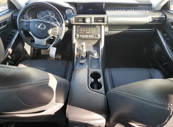 JTHBA1D2XJ5079932 2018 LEXUS IS Белый 