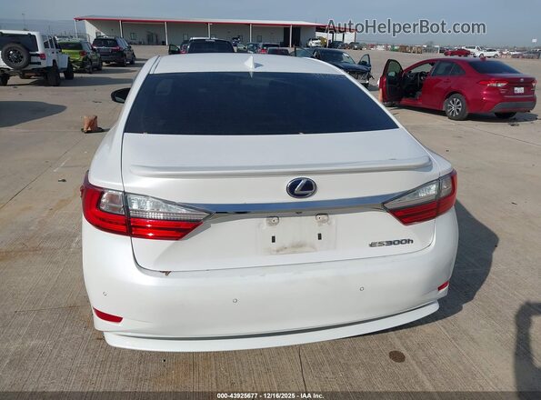 JTHBW1GG2H2154420 2017 LEXUS ES 300H White 