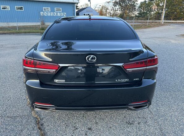 JTHC51FF4J5000165 2018 LEXUS LS Black 