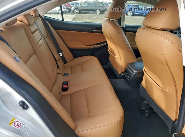 JTHC81D26K5033936 2019 LEXUS IS White Հետևի նստատեղերի տեսք