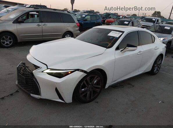 JTHC81F28M5046705 2021 LEXUS IS 300 White Front left