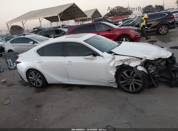 JTHC81F28M5046705 2021 LEXUS IS 300 White Rear interior view