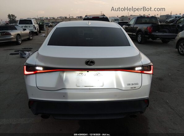JTHC81F28M5046705 2021 LEXUS IS 300 White 
