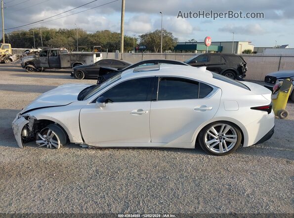 JTHCA1D28R5131395 2024 LEXUS IS 300 White 