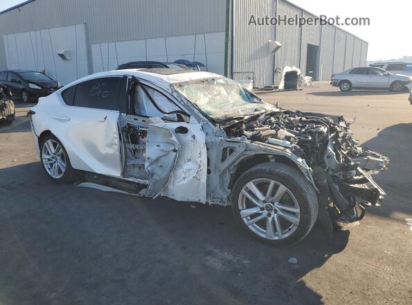 JTHCA1D29R5132524 2024 LEXUS IS White Передня права чверть