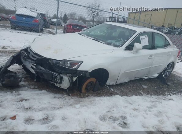 JTHCM1D20H5016375 2017 LEXUS IS 300 White Widok z przodu