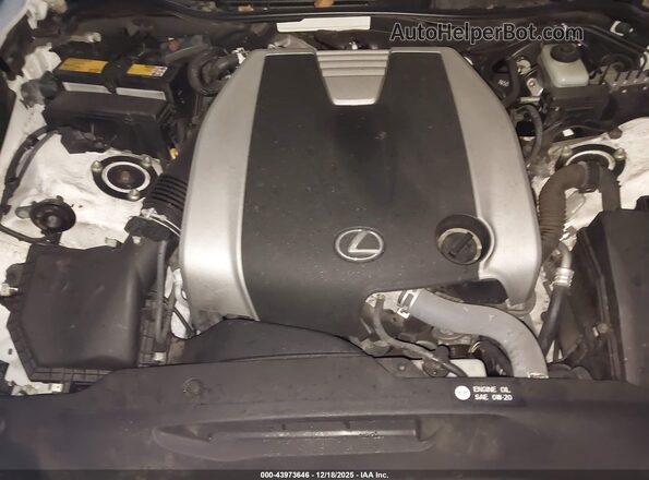 JTHCM1D2XH5021082 2017 LEXUS IS 300 White Вид ззаду