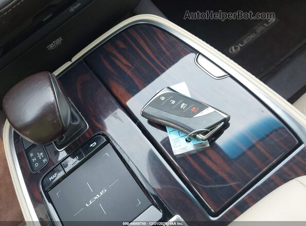 JTHD51FF8L5011967 2020 LEXUS LS 500 White Առջևի վահանակի տեսք
