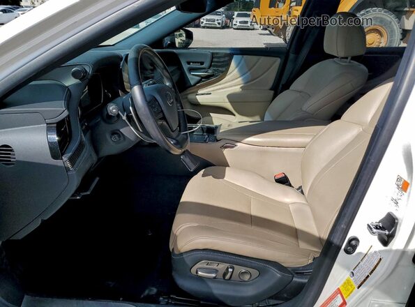 JTHD51FFXM5013995 2021 LEXUS LS White წინა სალონის ხედი