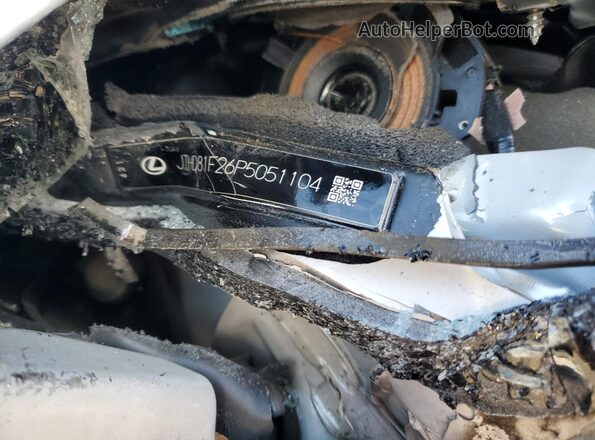 JTHD81F26P5051104 2023 LEXUS IS White Շարժիչի բաժամունքի տեսք