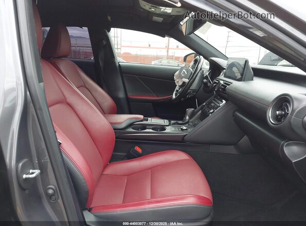 JTHDA1D24P5125109 2023 LEXUS IS 300 Серый Вид салона спереди