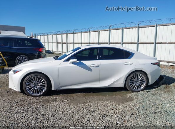 JTHDA1D28R5130560 2024 LEXUS IS 300 White 