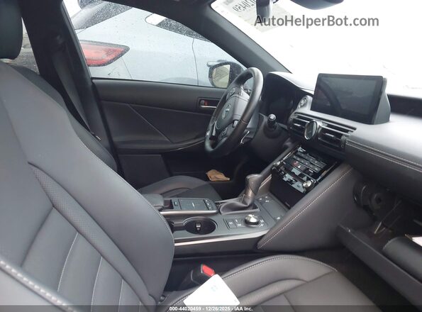 JTHGZ1B22R5074155 2024 LEXUS IS 350 Серебряный Вид салона спереди