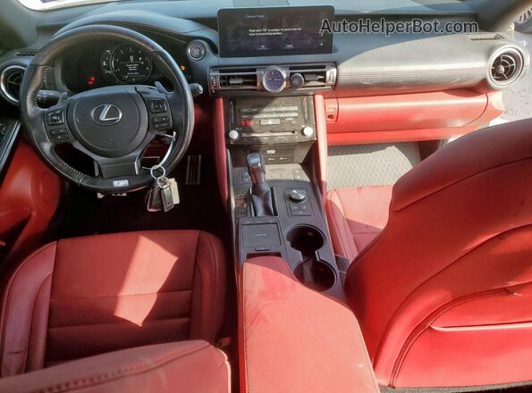 JTHGZ1B28M5039189 2021 LEXUS IS Silver წინა პანელის ხედი